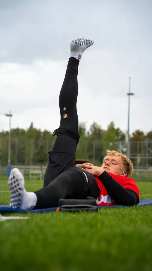 Hamstrings-Dehntest mit angehobenem Bein